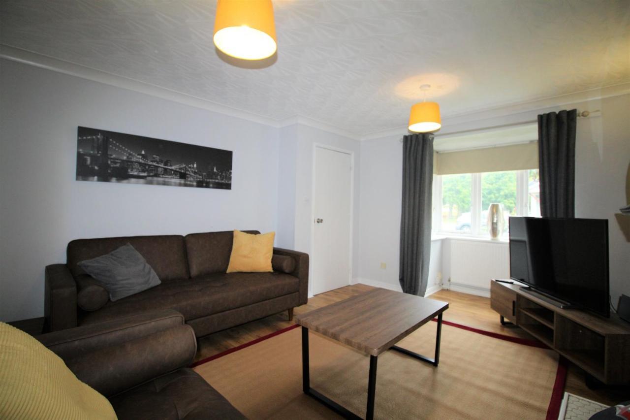 Doncaster - Warmsworth - Great Customer Feedback - 3 Bed Detached House - Private Garden & Parking Plus Garage - Quiet Cul De Sac Location - Dog Friendly - Fast Wifi - Close To Motorway Access 外观 照片
