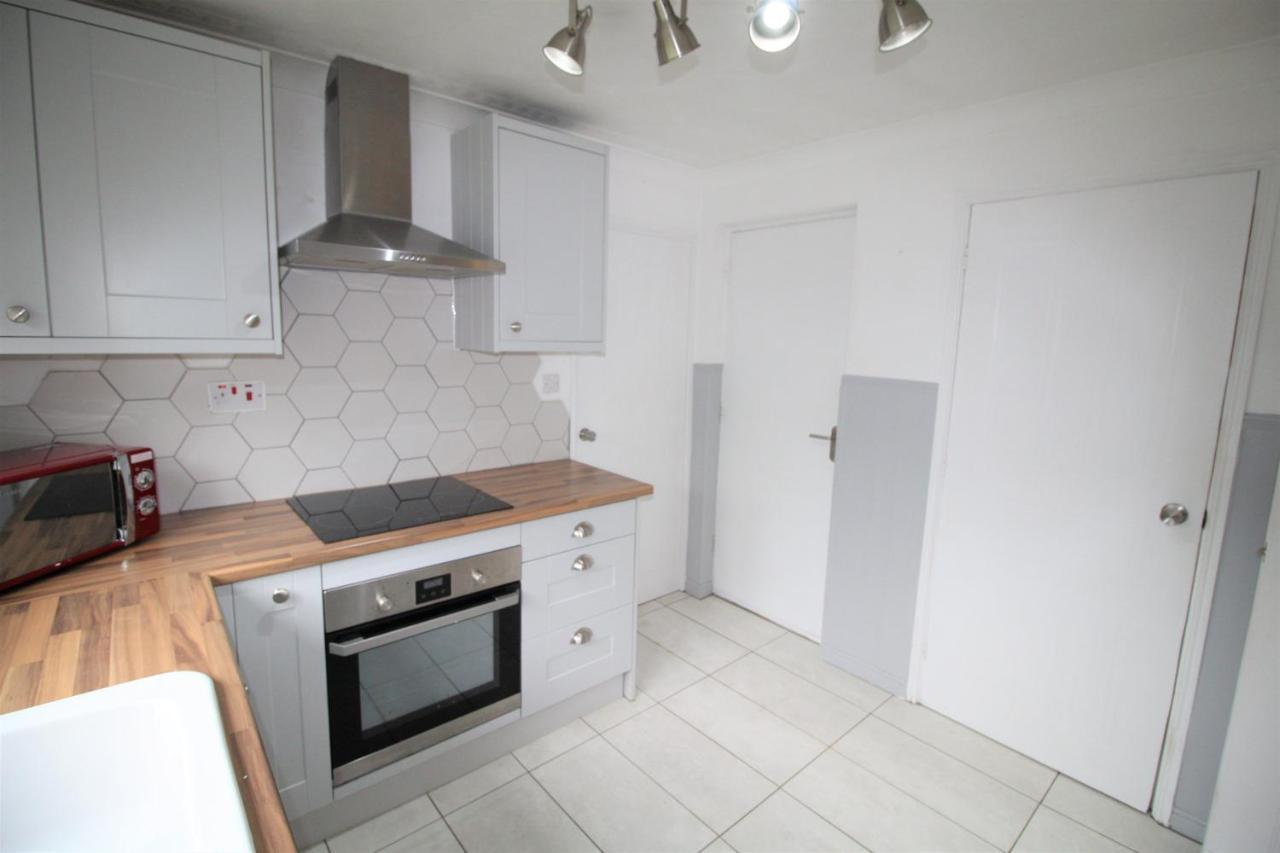 Doncaster - Warmsworth - Great Customer Feedback - 3 Bed Detached House - Private Garden & Parking Plus Garage - Quiet Cul De Sac Location - Dog Friendly - Fast Wifi - Close To Motorway Access 外观 照片
