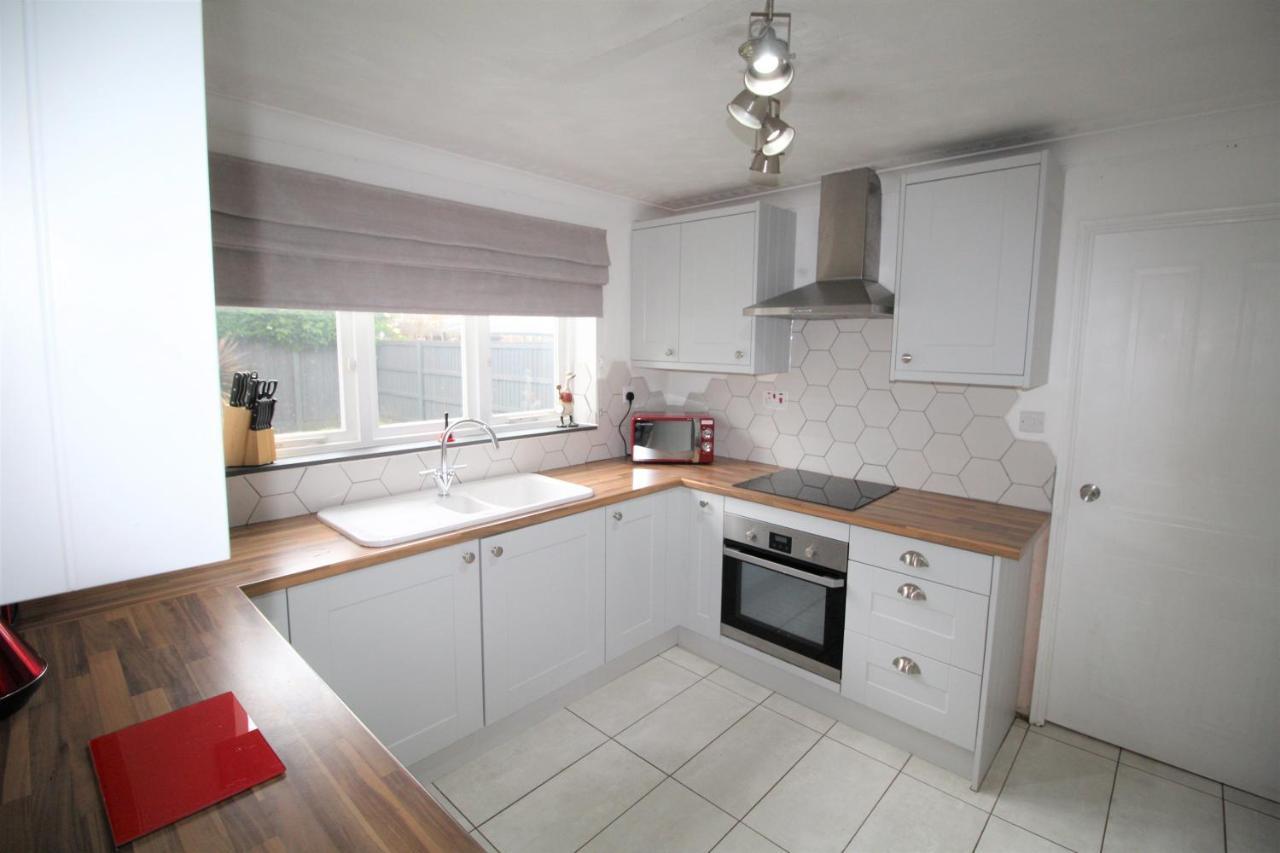 Doncaster - Warmsworth - Great Customer Feedback - 3 Bed Detached House - Private Garden & Parking Plus Garage - Quiet Cul De Sac Location - Dog Friendly - Fast Wifi - Close To Motorway Access 外观 照片