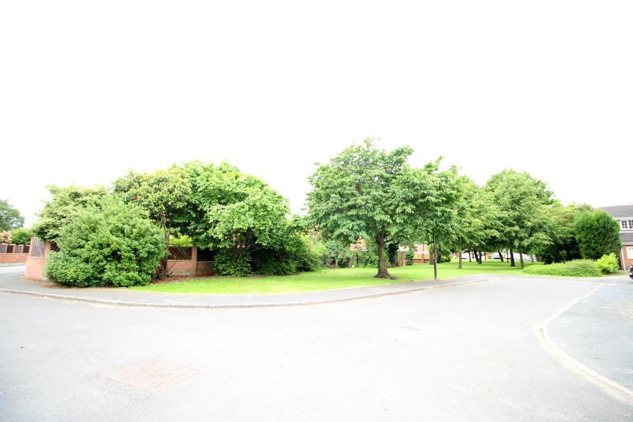 Doncaster - Warmsworth - Great Customer Feedback - 3 Bed Detached House - Private Garden & Parking Plus Garage - Quiet Cul De Sac Location - Dog Friendly - Fast Wifi - Close To Motorway Access 外观 照片